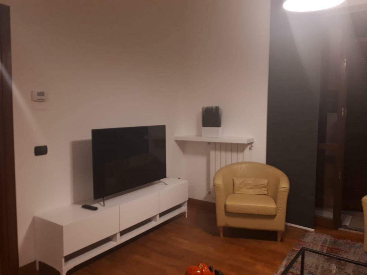 Casa Roma Apartment Turate Exterior photo